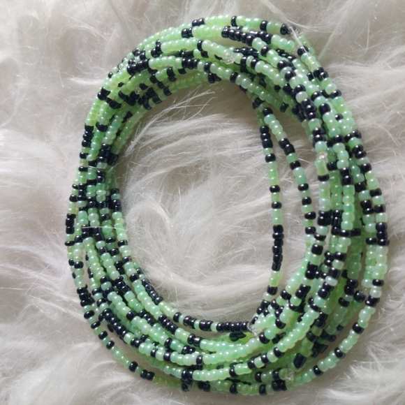 African beads bracelets - Picture 2 of 2